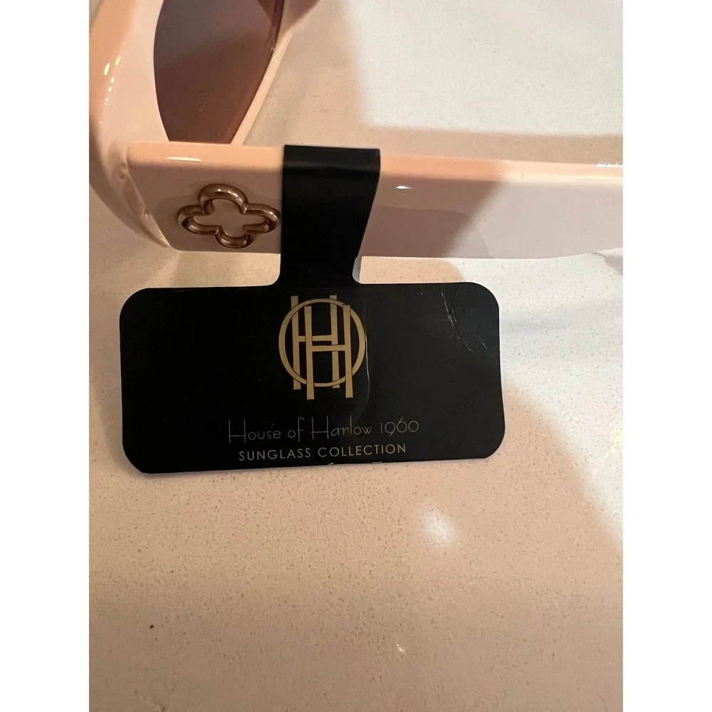 House of Harlow 1960 Cream Rectangle Sunglasses with Brown Lenses NWT